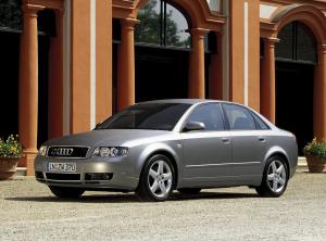 Audi A4 1.8T Sedan 2000 года 